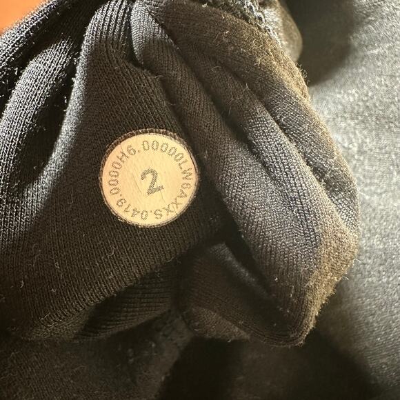 Lululemon Align Crop 21" Diverge Emboss Black Women's Size 2 Excellent Condition - Picture 6 of 8